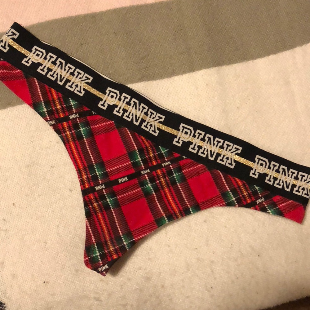 Vs Pink thong! NWOT
